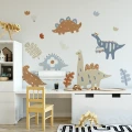 Donozaury w stonowanych kolorach.webp